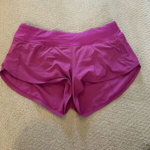 Hotty hot low rise shorts size 8!